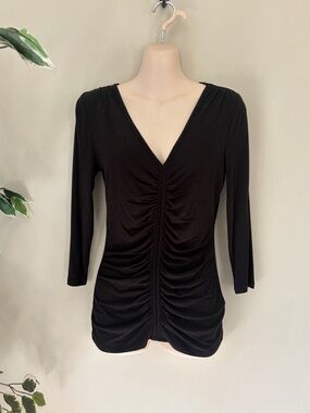 White House Black Market Black Stretch V-neck Top NWT Sz XXS